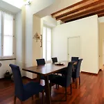 Hacca Collection - Corso Magenta, Unique And Charming 2br *