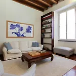 Hacca Collection - Corso Magenta, Unique And Charming 2br Apartamento *