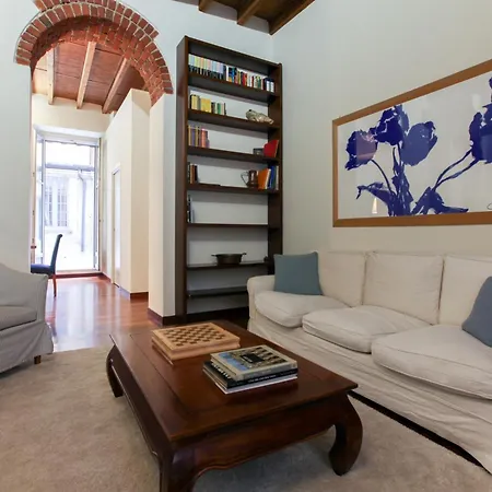 Hacca Collection - Corso Magenta, Unique And Charming 2br Milano