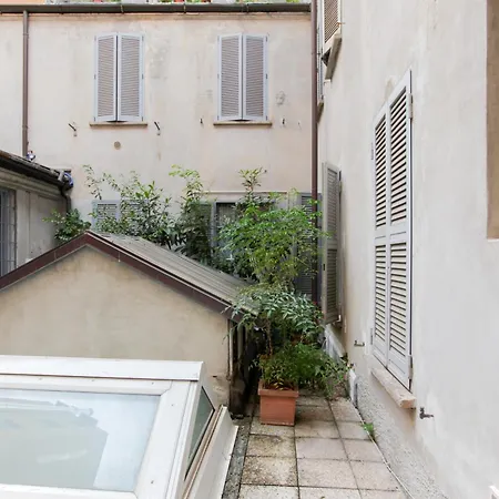 Hacca Collection - Corso Magenta, Unique And Charming 2br Daire *