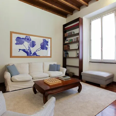 Hacca Collection - Corso Magenta, Unique And Charming 2br Daire *